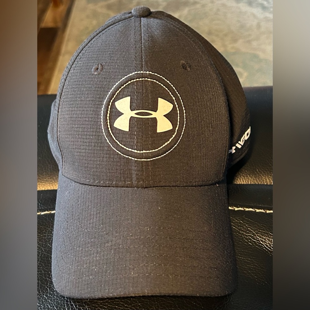 Under Armour dark Black Cap with White Logo Size Lg/XL